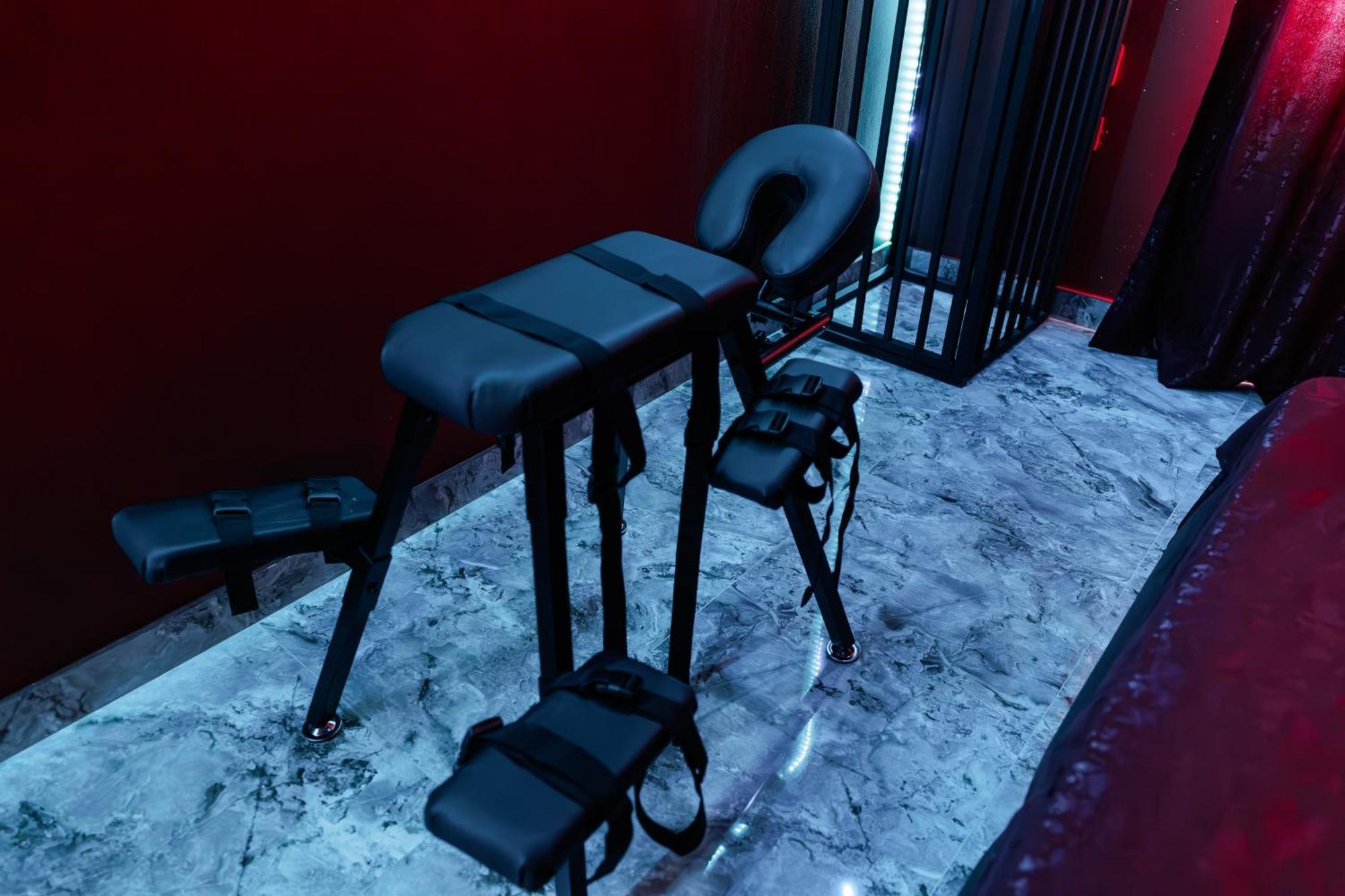 Romeo Nights - - Adults Only Bucureşti