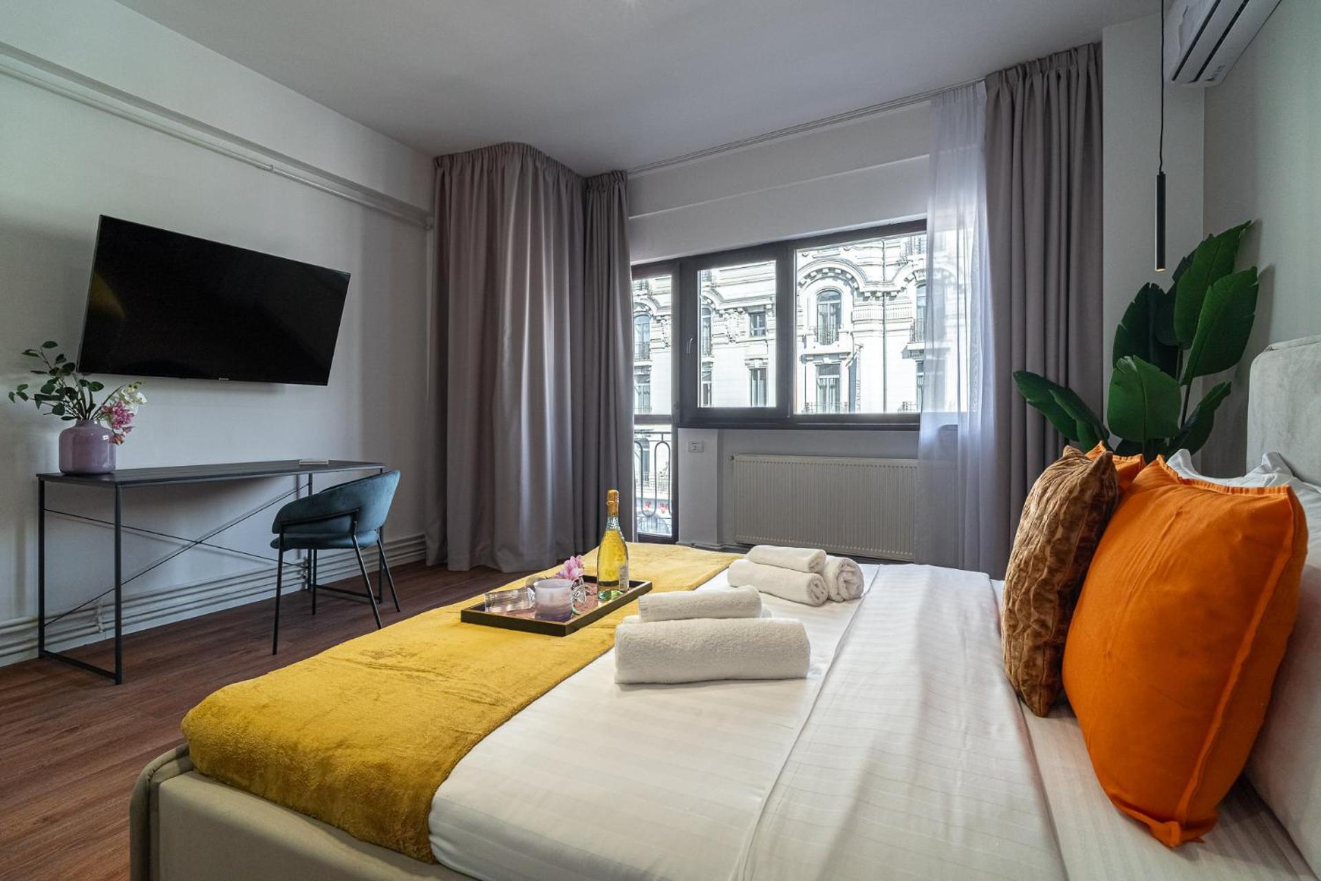 Apartamento Modern & Spacious 2br - Steps To Cismigiu Gardens