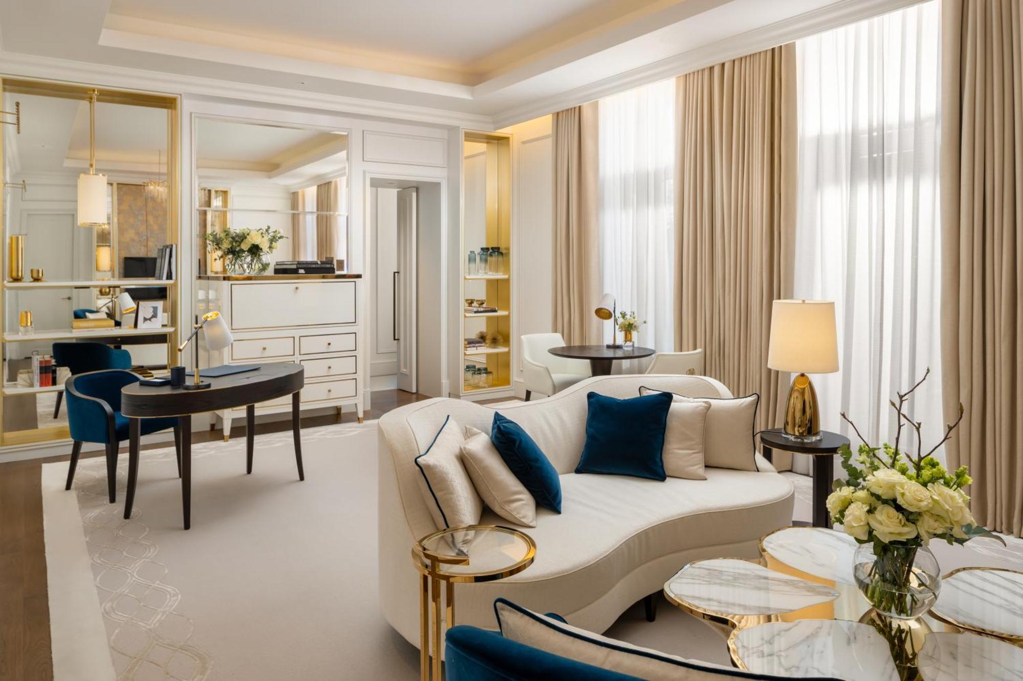 Corinthia Grand Du Boulevard Hotel 5*