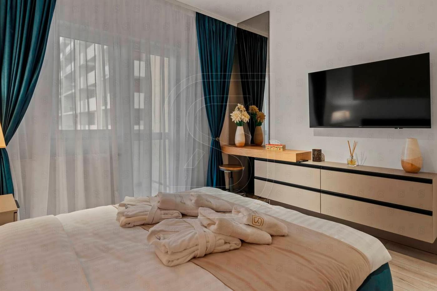 Ruby By Kristal Collection Apartment