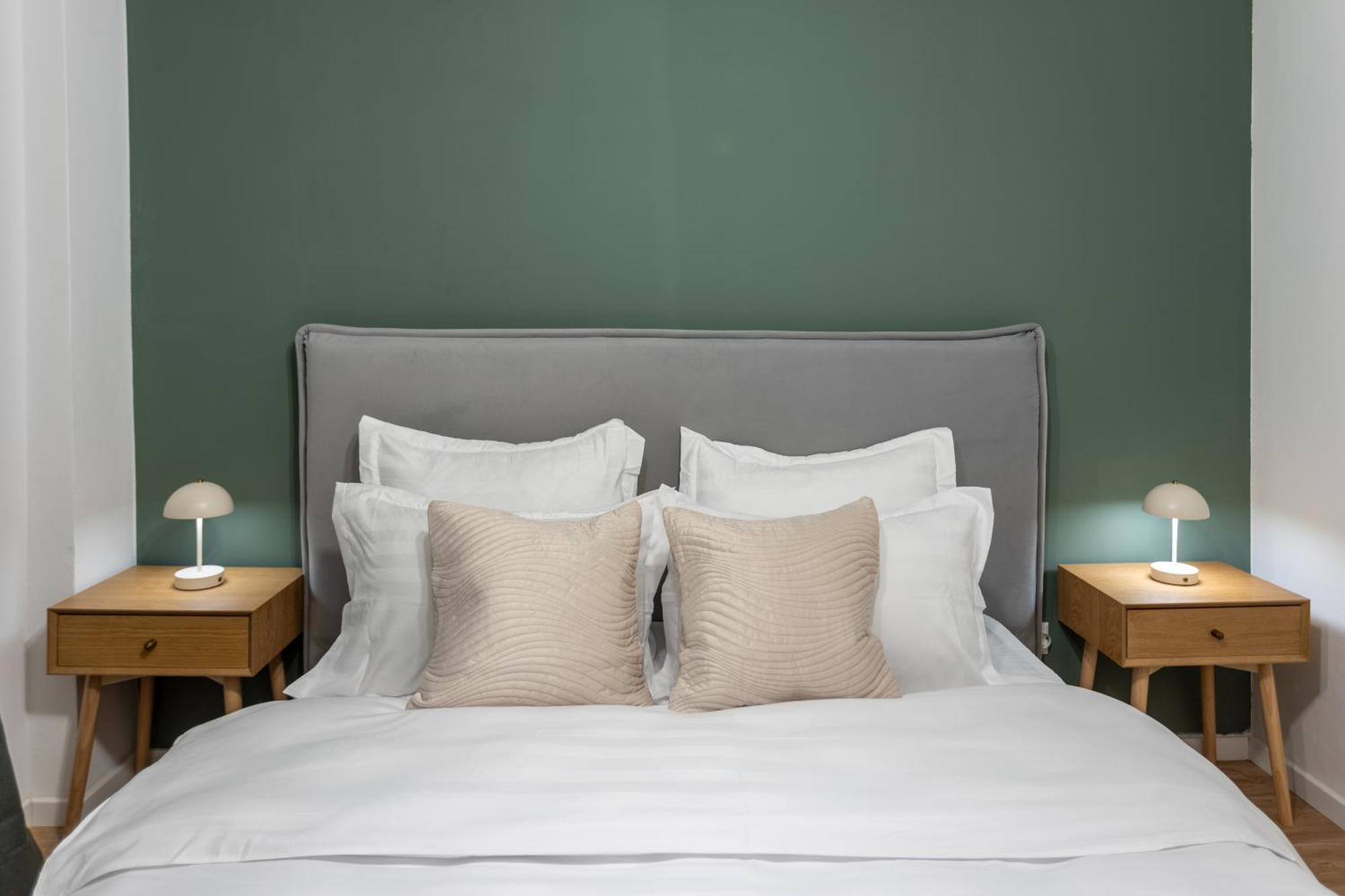 Splendid Historical Smarald 2 Bedroom Old Town Bucureşti