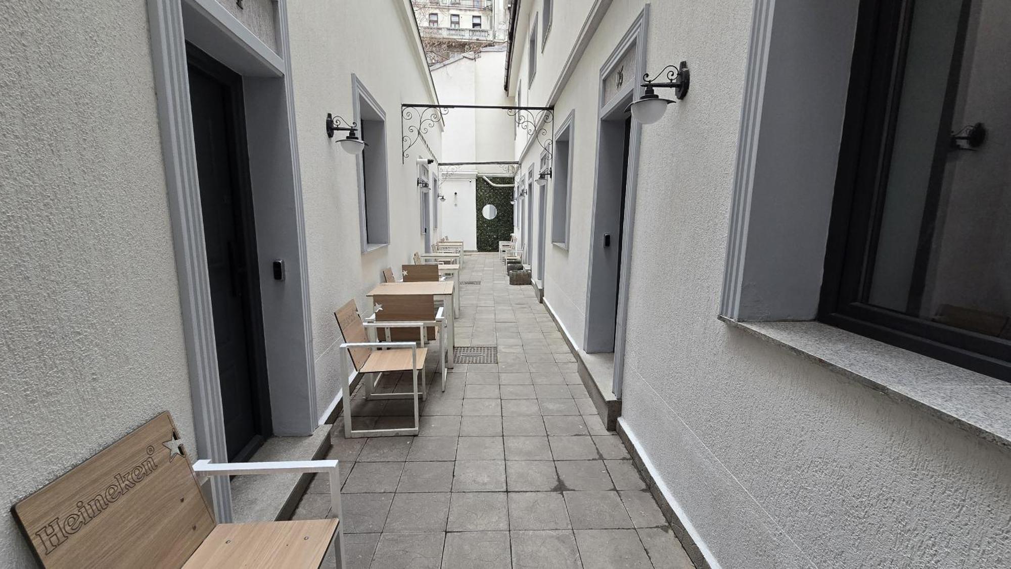 Apartment Continetal With Two Bed *