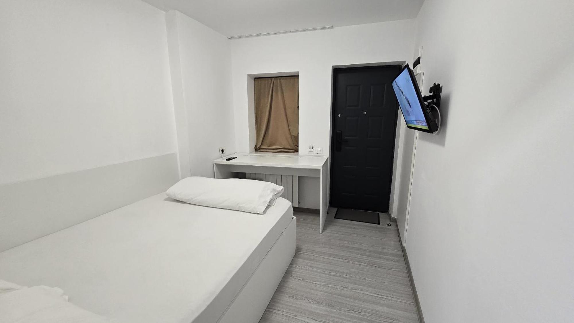 Continetal Apartment *