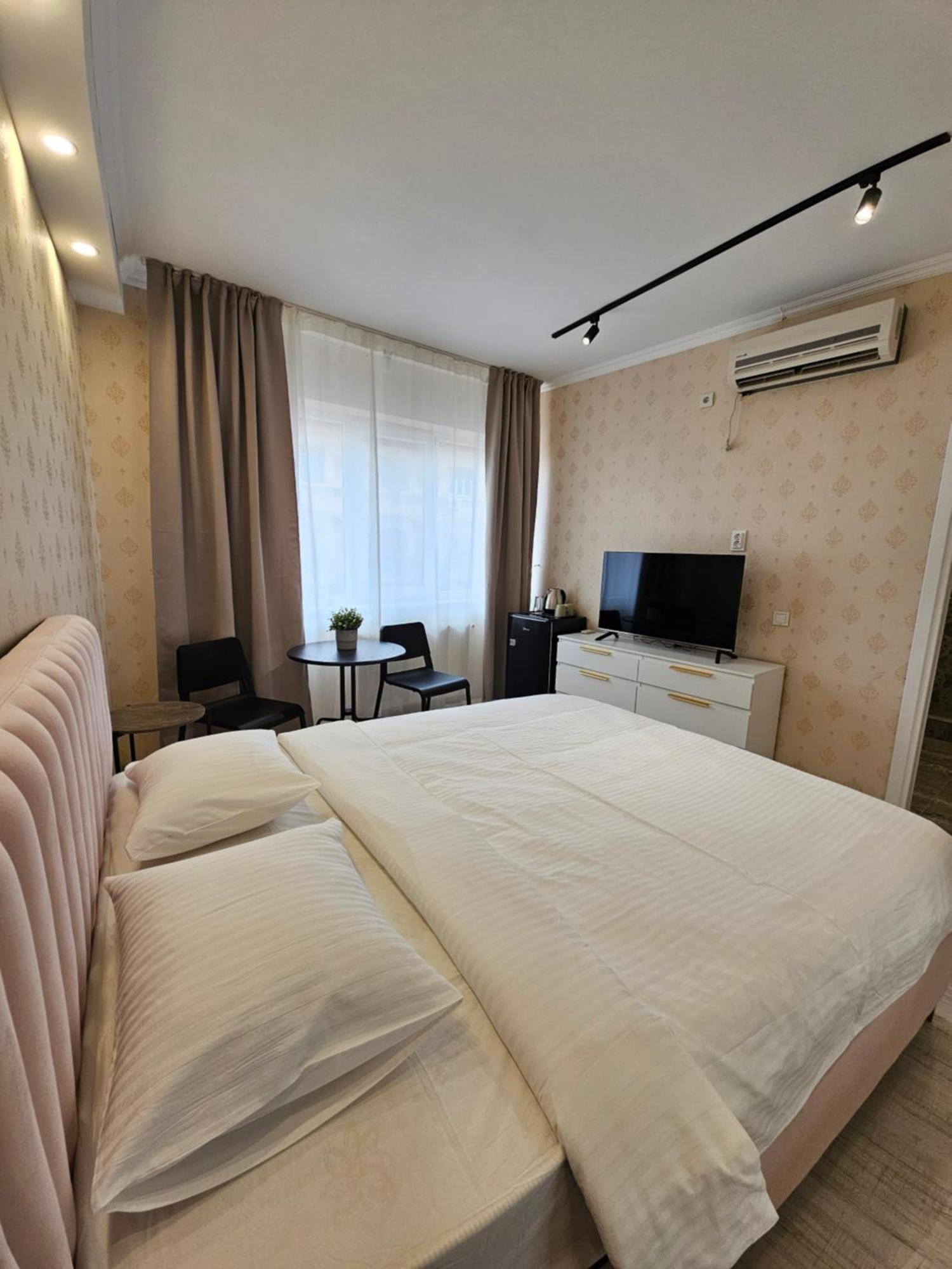 Apartment Touristic Center Jean Louis Calderon 28 Street *