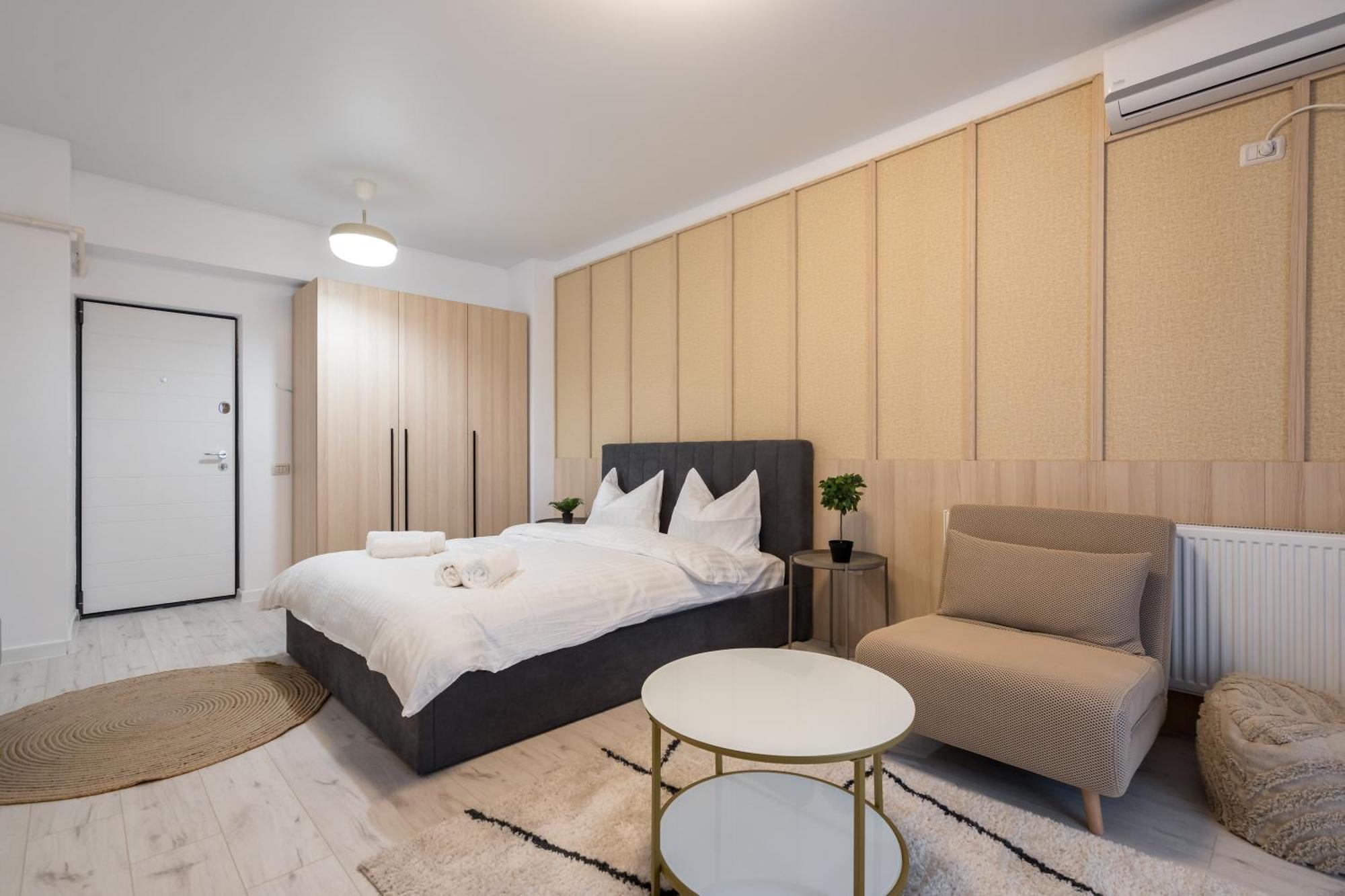 P15 Apartment *