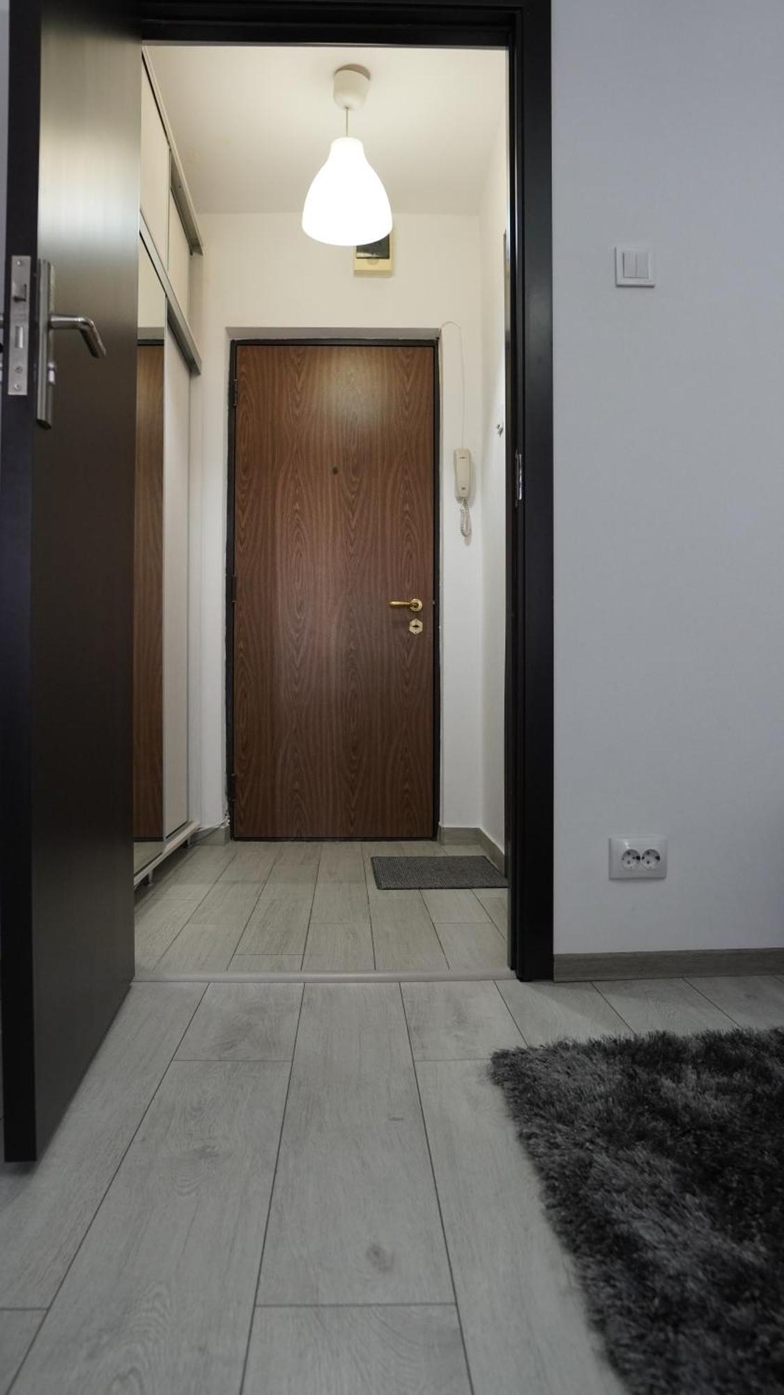 Luxury Plaza M Drumul Taberei Apartamento Bucareste