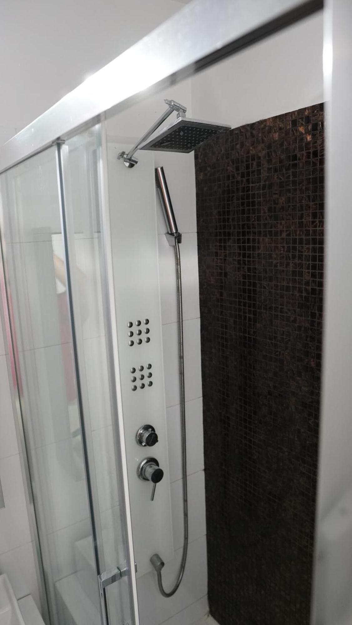 Luxury Plaza M Drumul Taberei Apartamento *