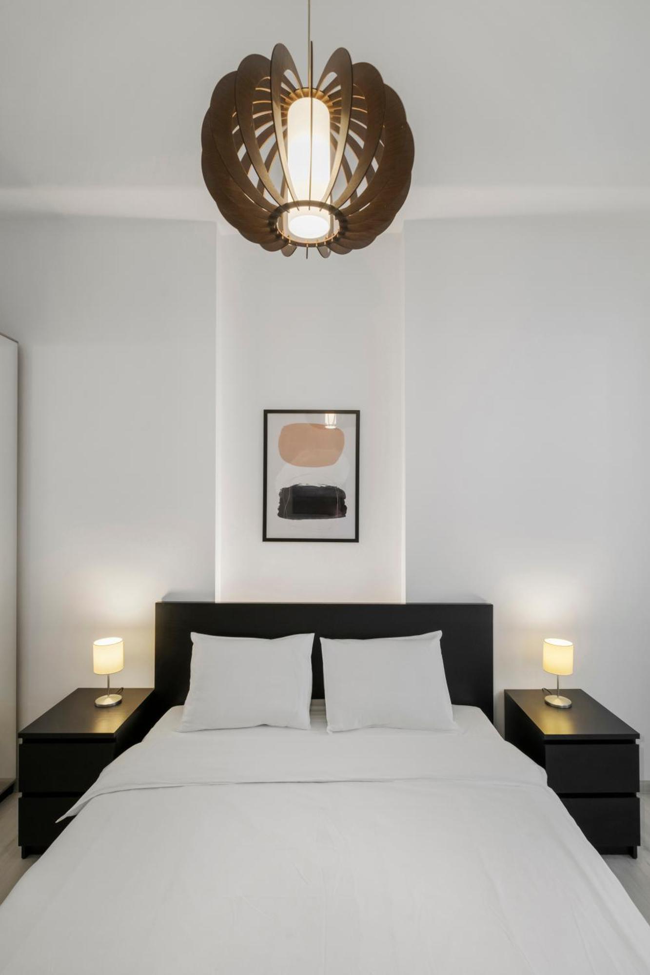 Scandinav 2bdr Piata Romana Apartment