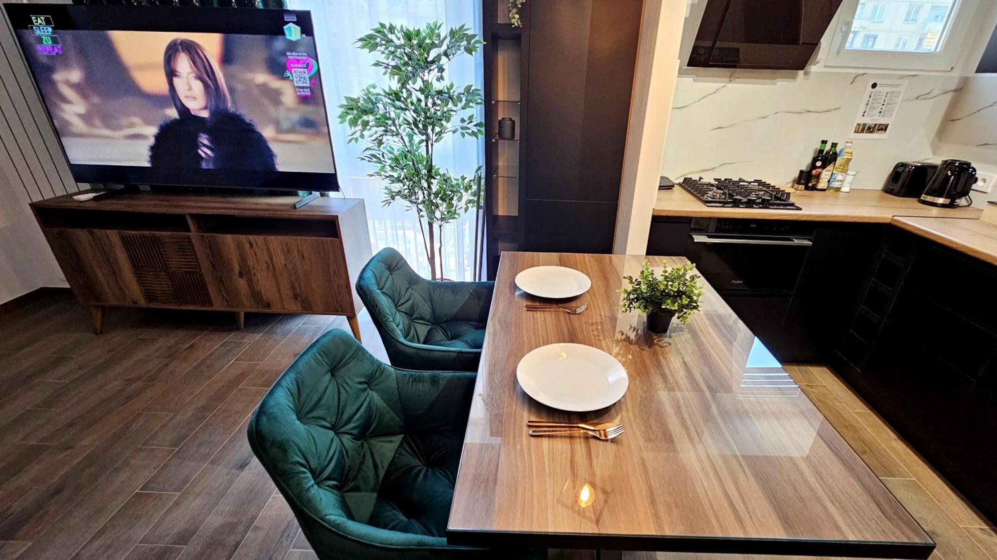 Apartment Like Magheru Bucharest