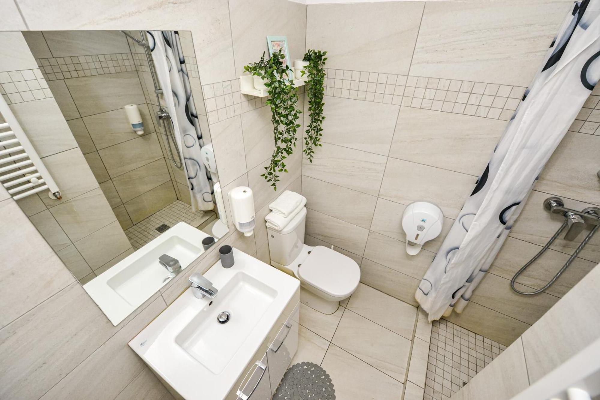 Dracula Adventure Tours Apartment Bucharest