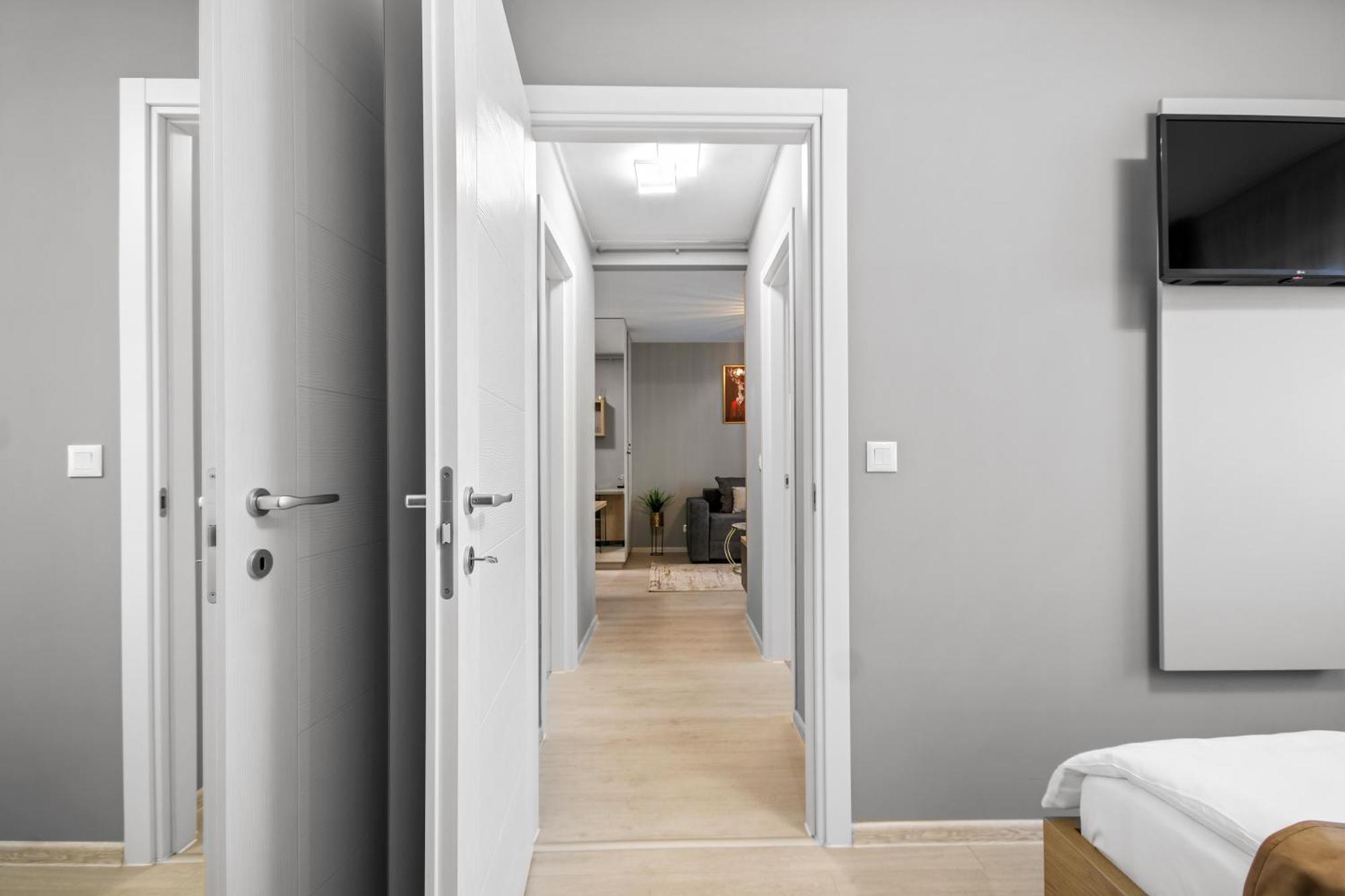 Apartment Hils Pallady