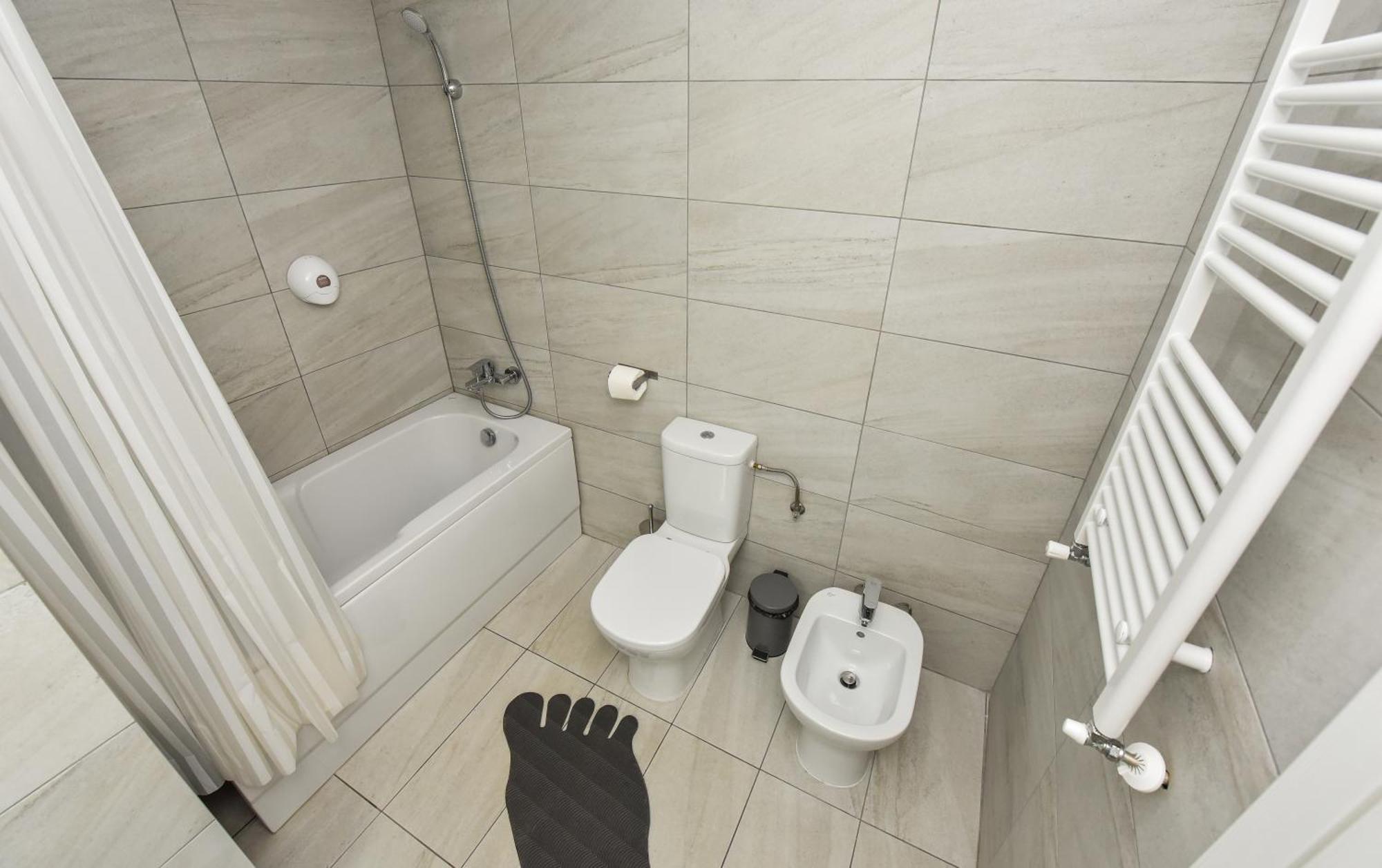 Dracula Adventure Tours Apartment Bucharest