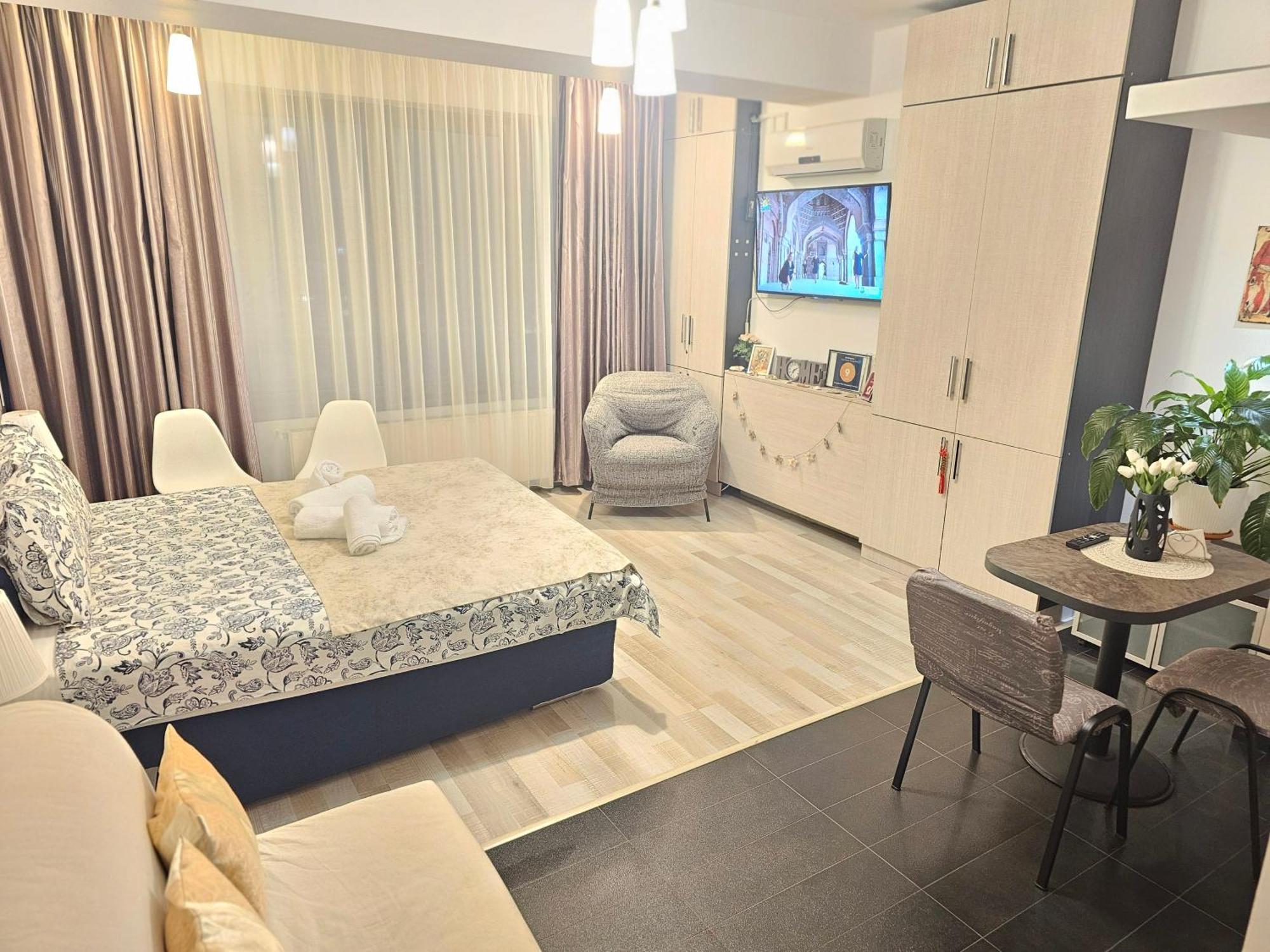 Unirii Center 2km Bucharest