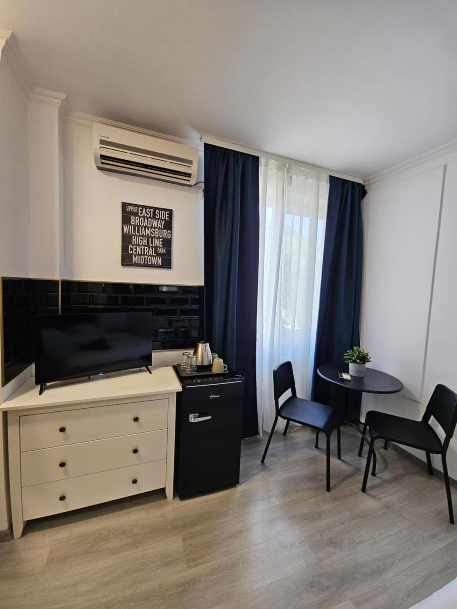 Apartment Touristic Center Jean Louis Calderon 28 Street *