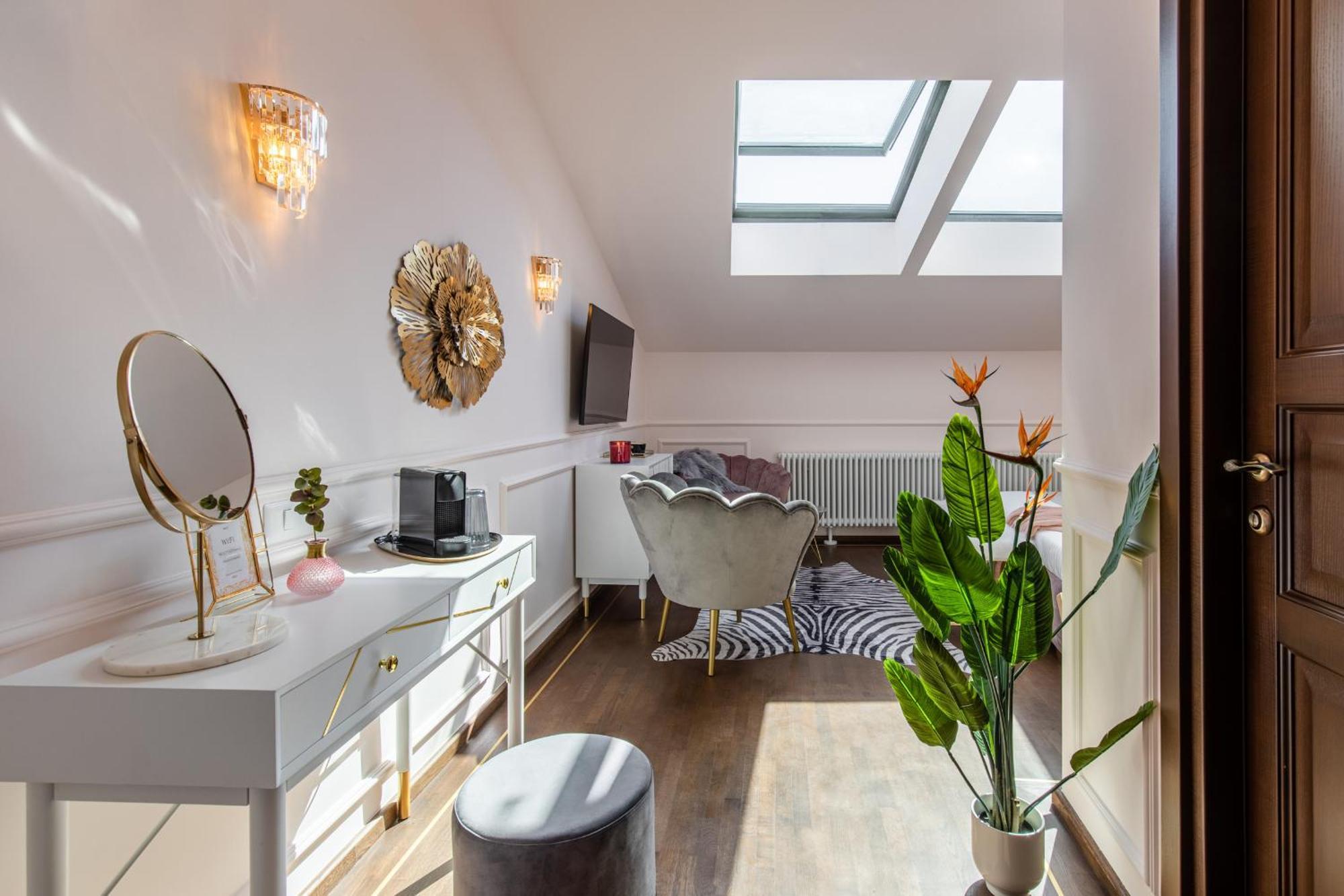 Apartment Old Town Luxury *