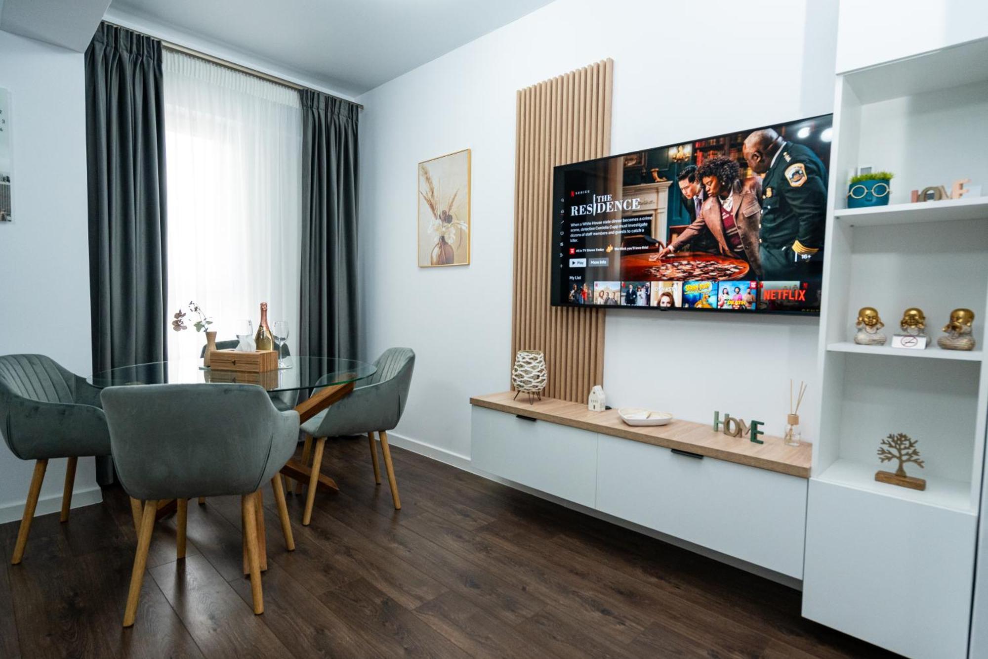 Comfort 2-room 10 Min To Parliament And Old Town Apartment
