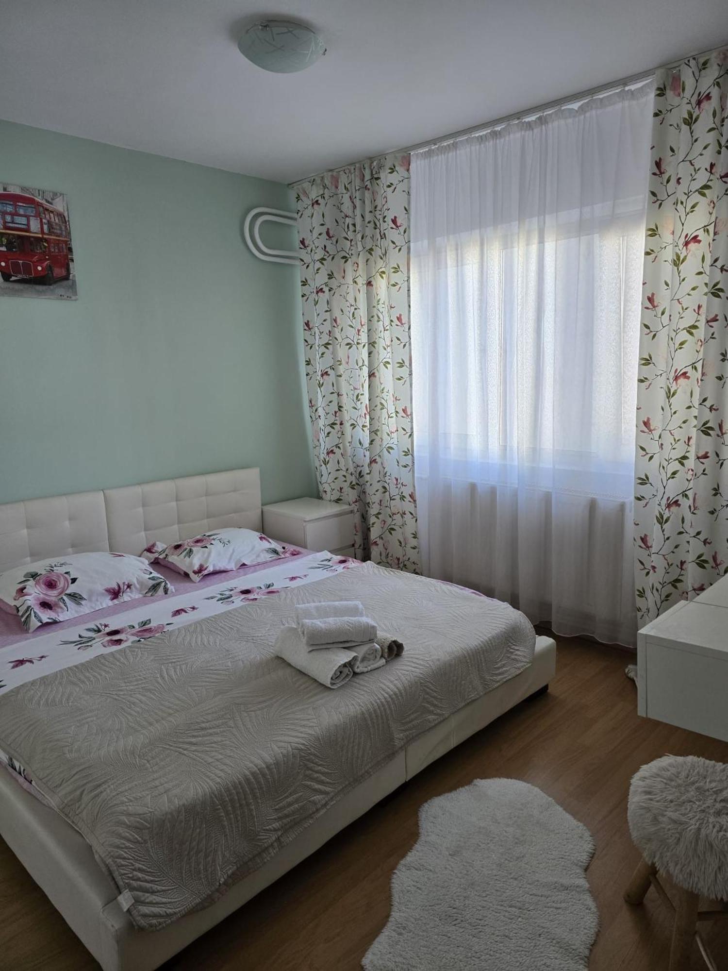 Apartment Ultracentral 3 *