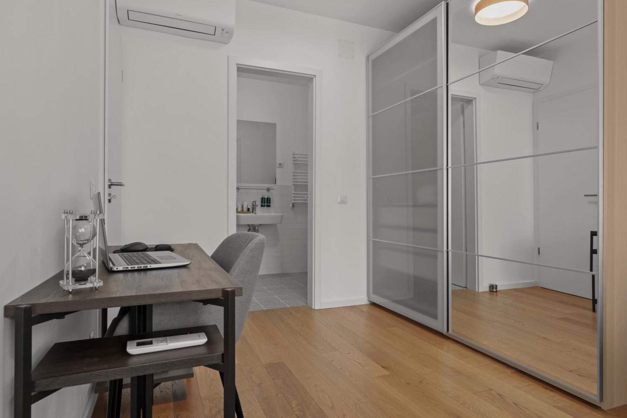 Mido Duo In New Building With Parking, Self Check-in And Security *