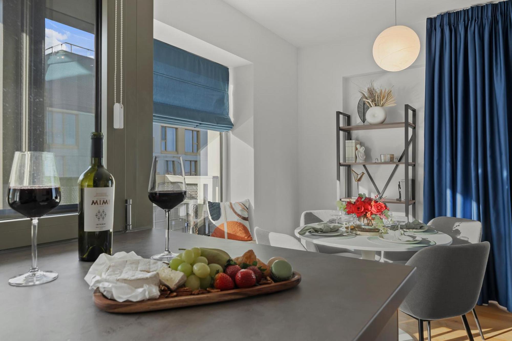 Mido Duo In New Building With Parking, Self Check-in And Security Apartment Bucharest