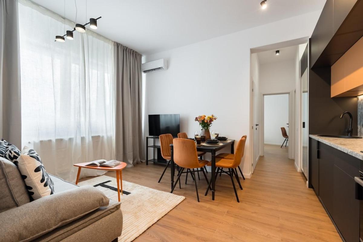 Stunning Views 2br Flat - Location - Terrace Apartamento Bucareste