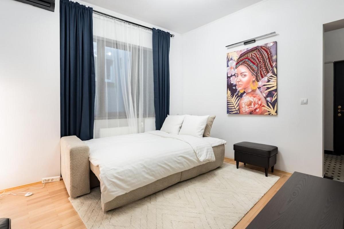 Sunny 2br Roof Flat - Amazing Terrace Bucharest