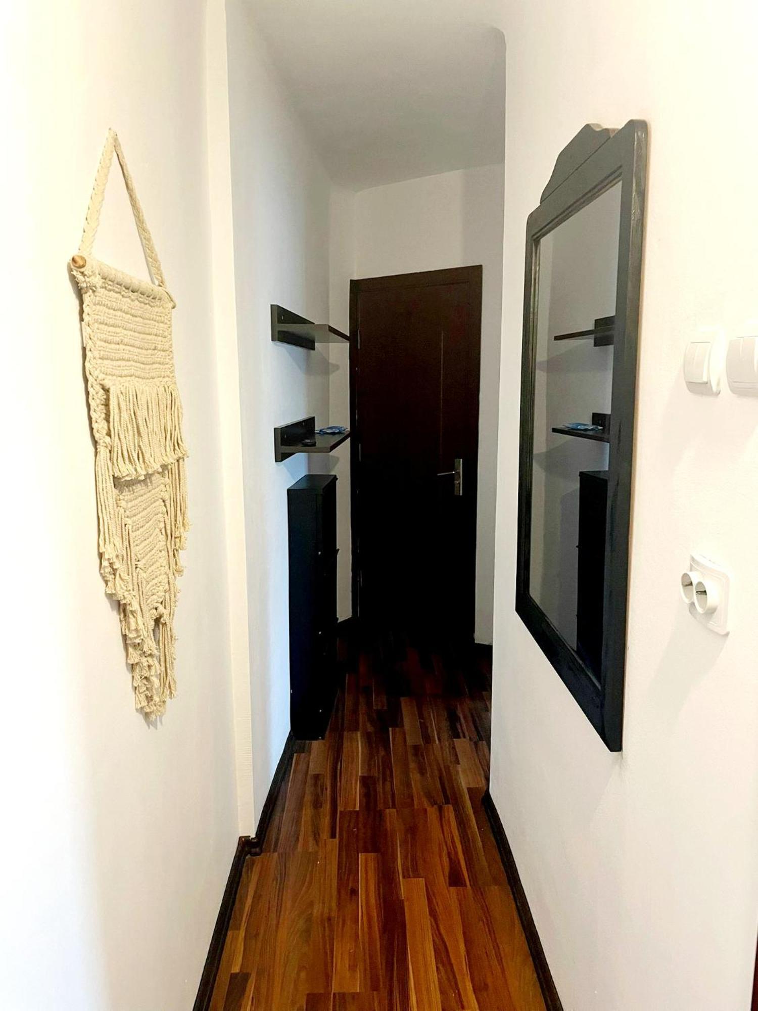 Cozy Loft Near Old Center *