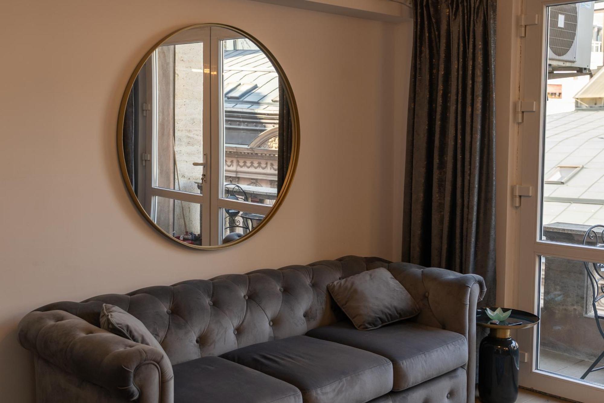 Luna Luxury Apartment