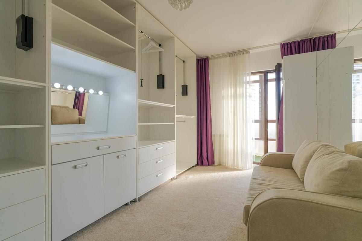Downtown Floreasca Penthouse With Jacuzzi&sauna Apartamento