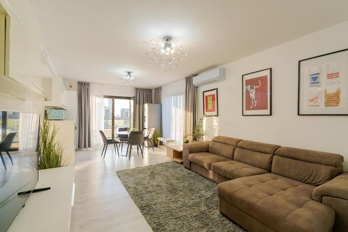 Apartamento Downtown Floreasca Penthouse With Jacuzzi&sauna *