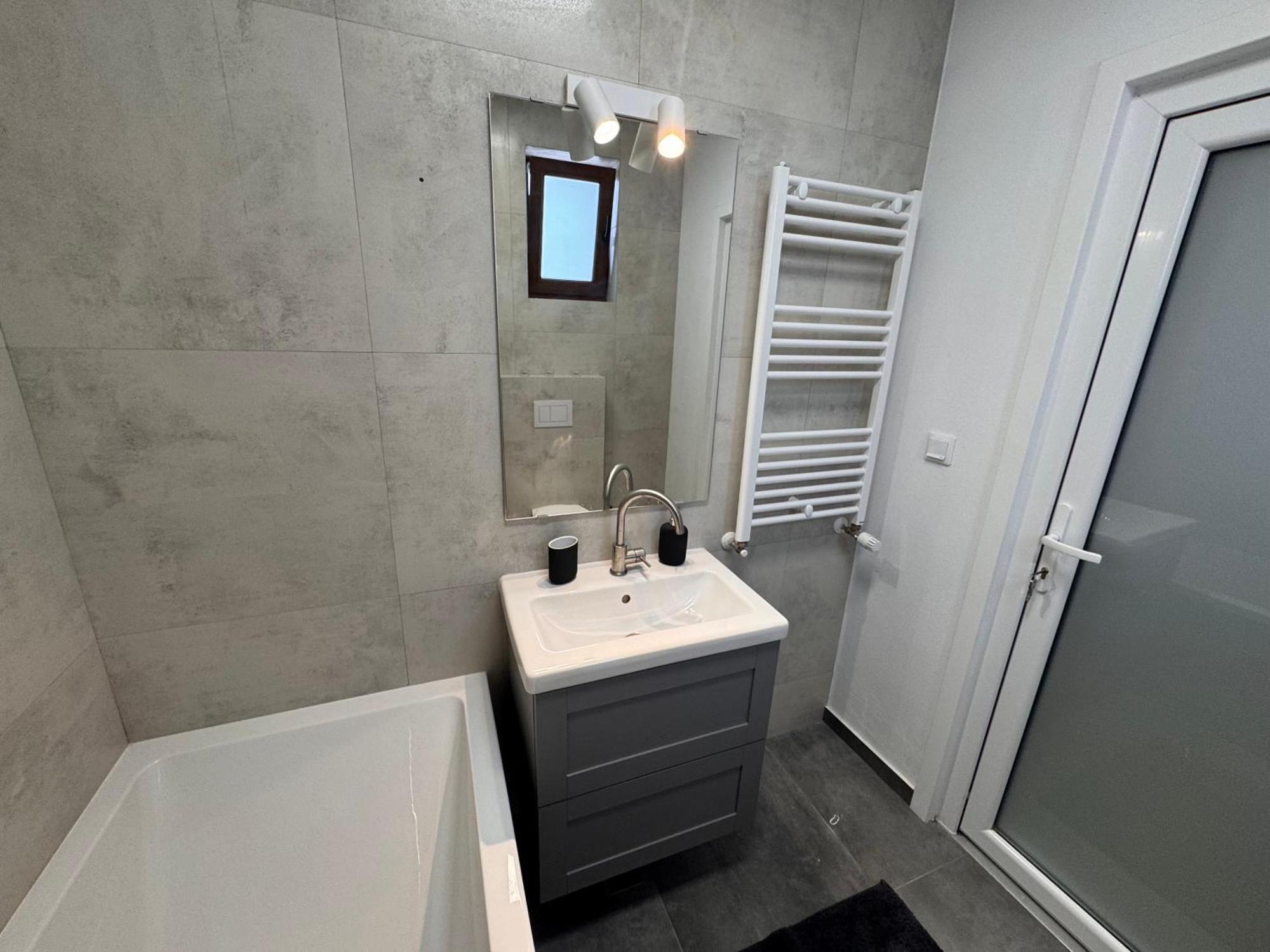 Apartment At Modern Boutique