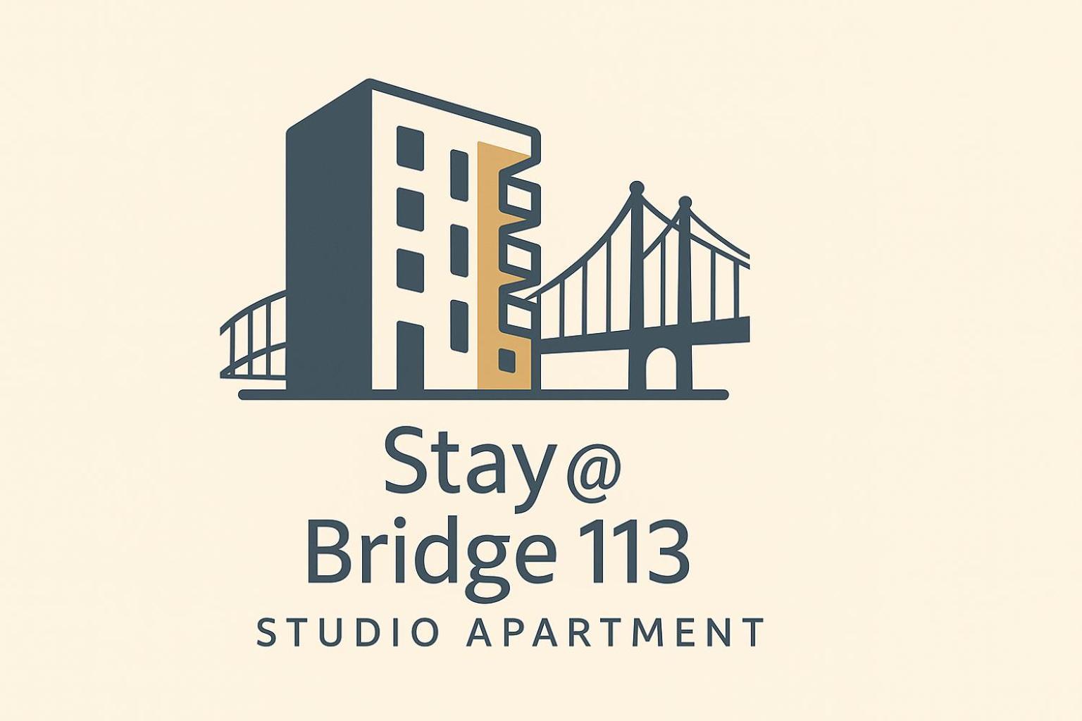 Bridge 113 - With Free Parking & Flexible Check-in, Sector 6 Apartment *