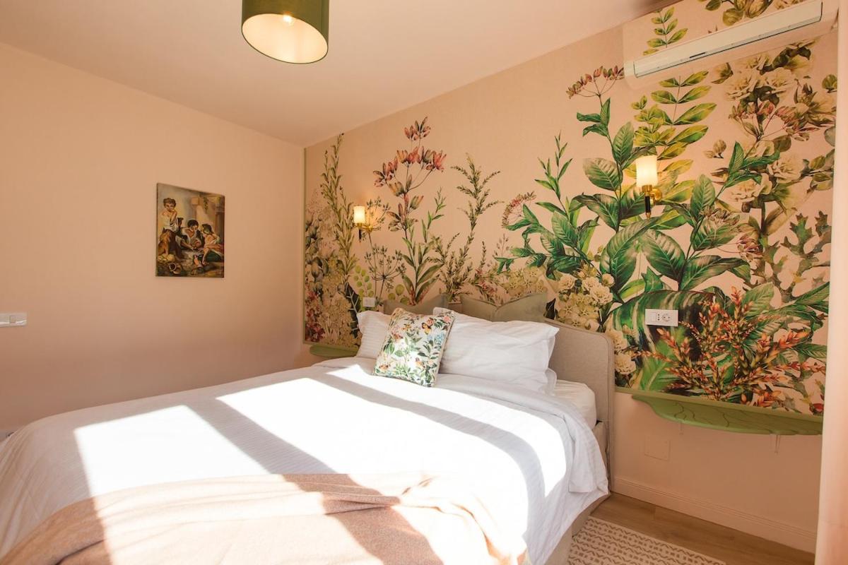 Garden Nest - 2 Bedrooms Flat