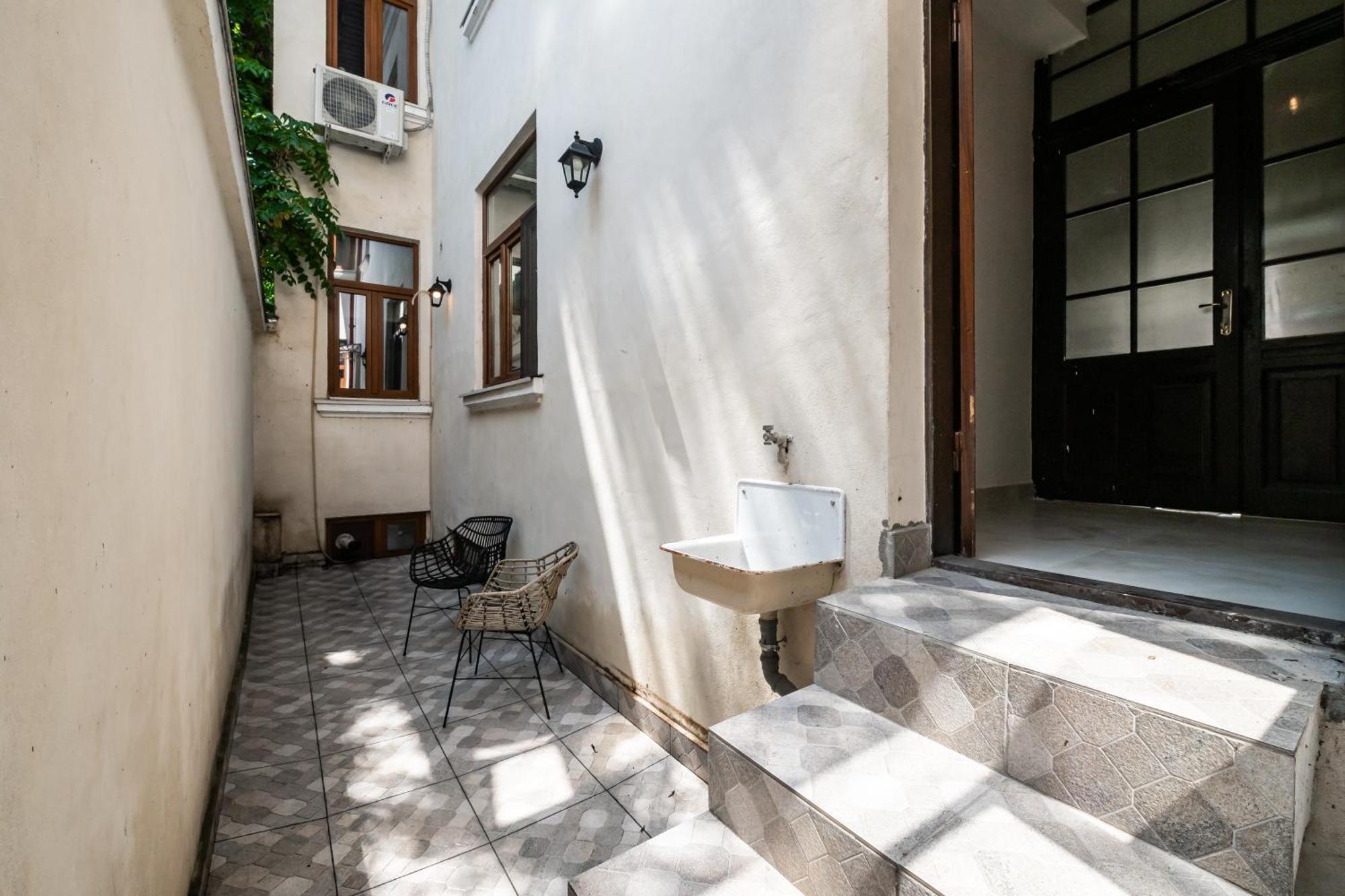 Apartament Comfy - Near To Calea Victoriei