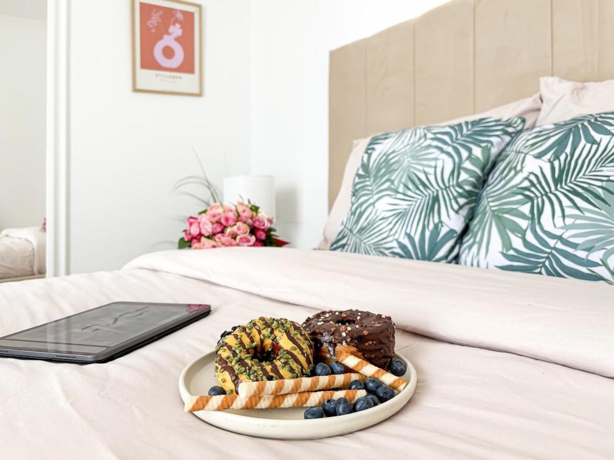 Golden Nest - M&n Apartament *