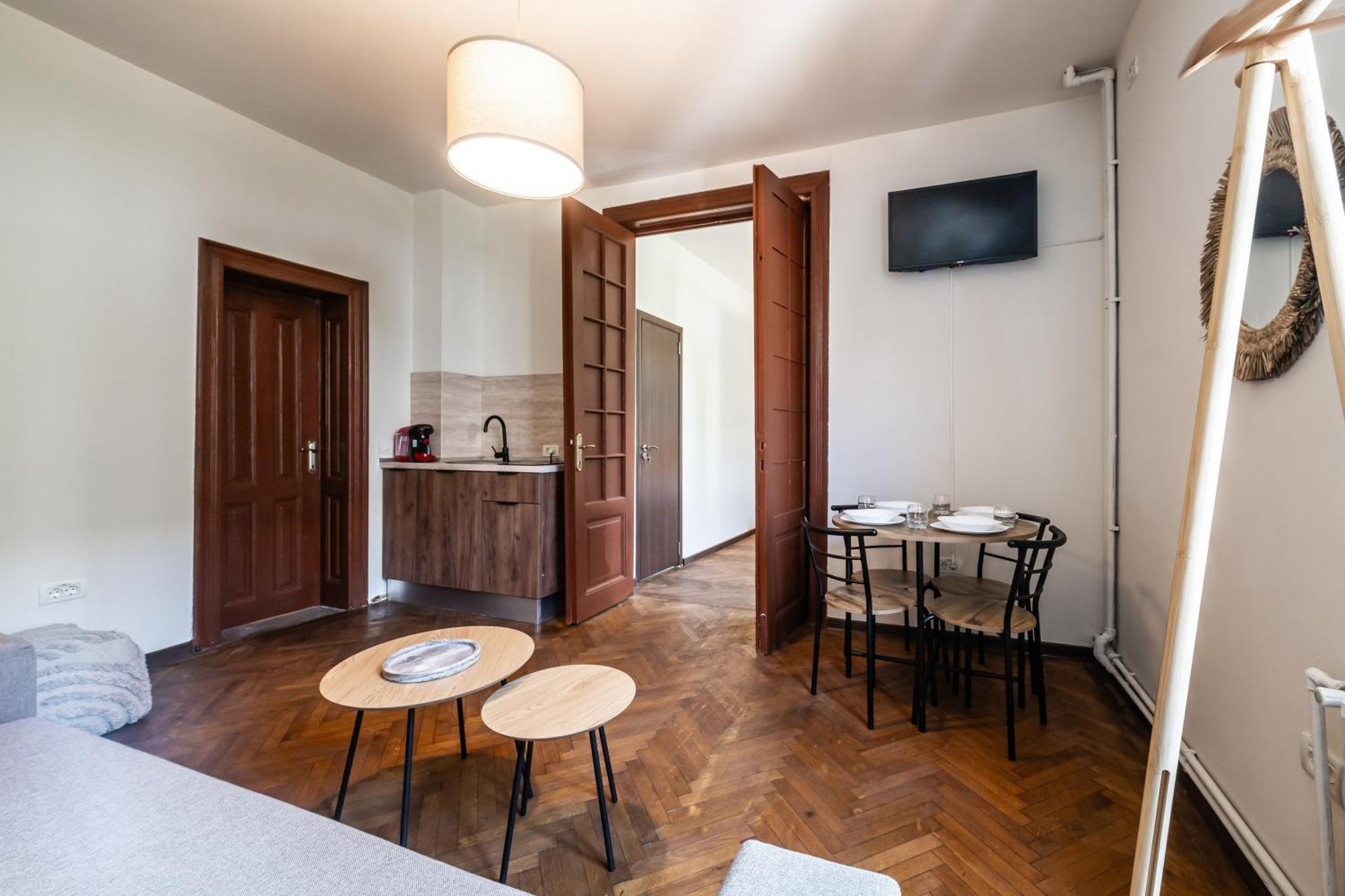 Comfy - Near To Calea Victoriei