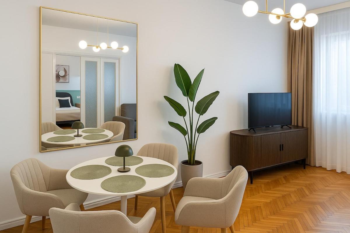 Apartment Emerald Escape - Near Cismigiu Park Bucharest
