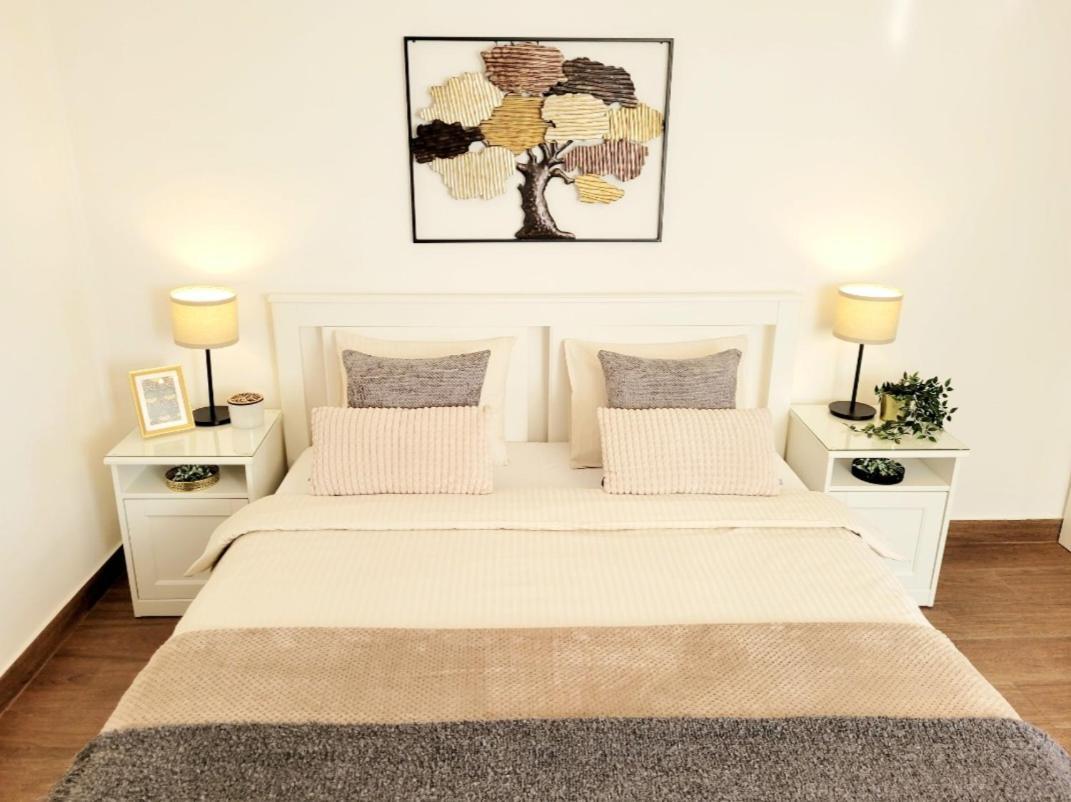 Rose Garden House Apartment Bucharest
