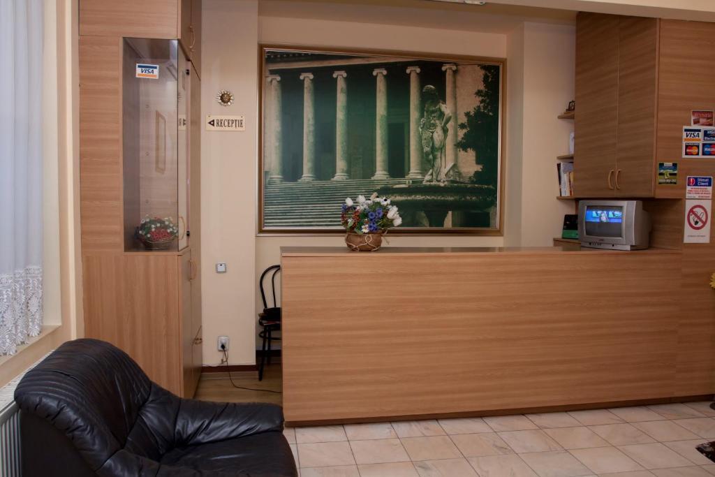 Helios Hotel