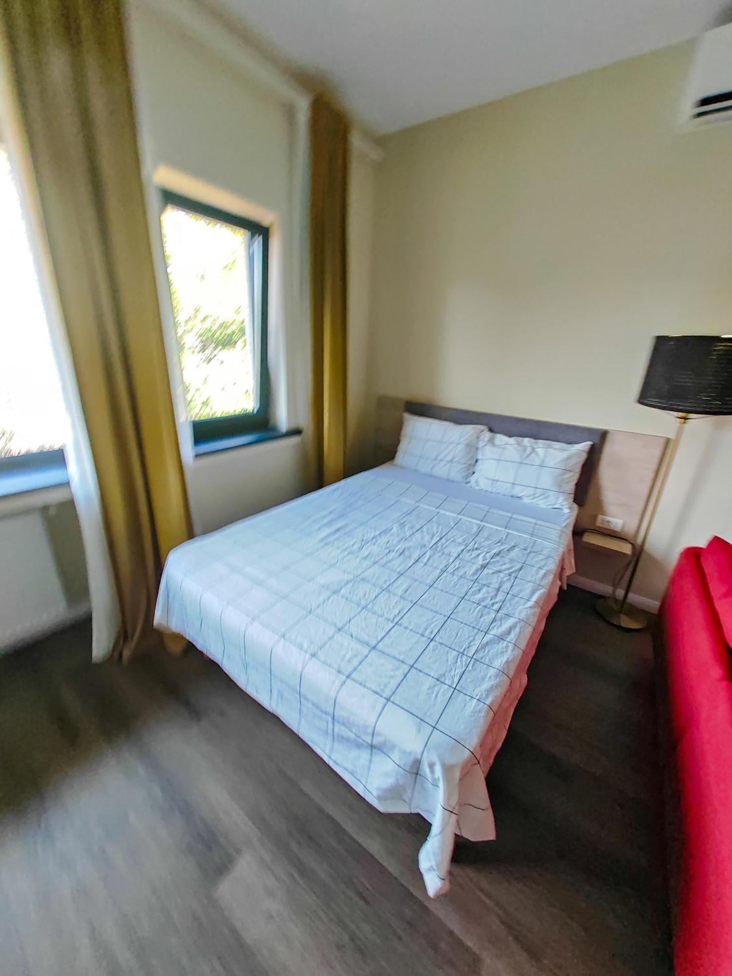 Little Downtown Romana Aparthotel *