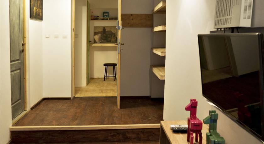 Hostel Victoria Poshtel Bucharest