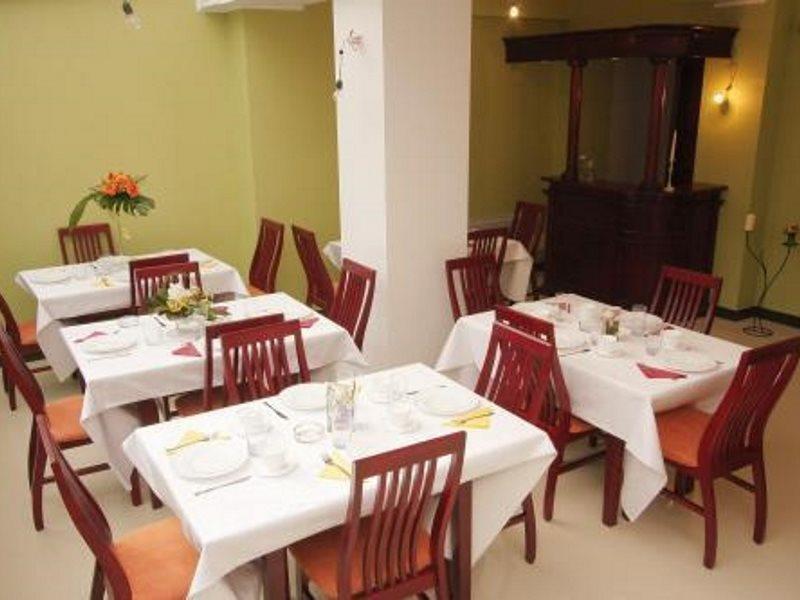 Hotel Cantemir 3*