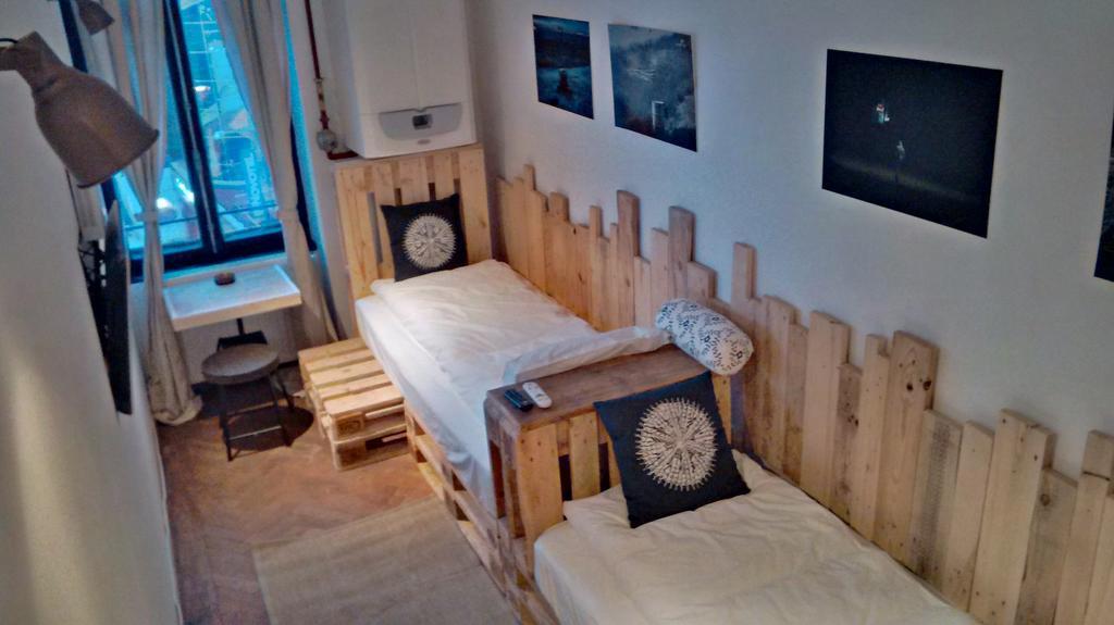 Victoria Poshtel