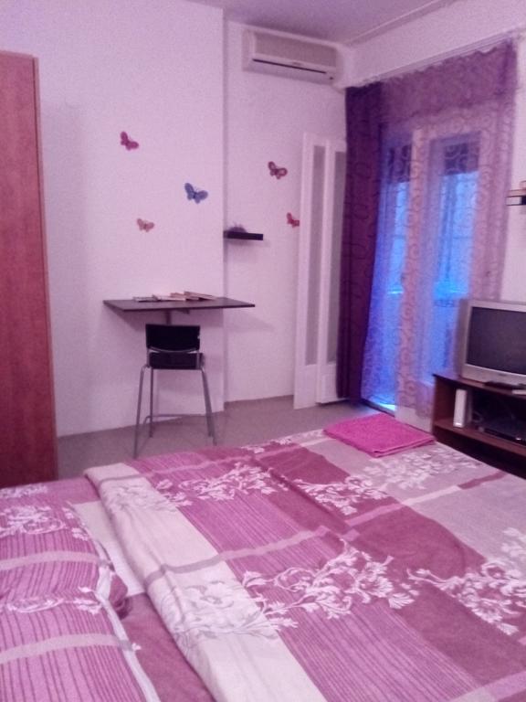 Apartament Purple Butterfly Studio In City Center Bucureşti