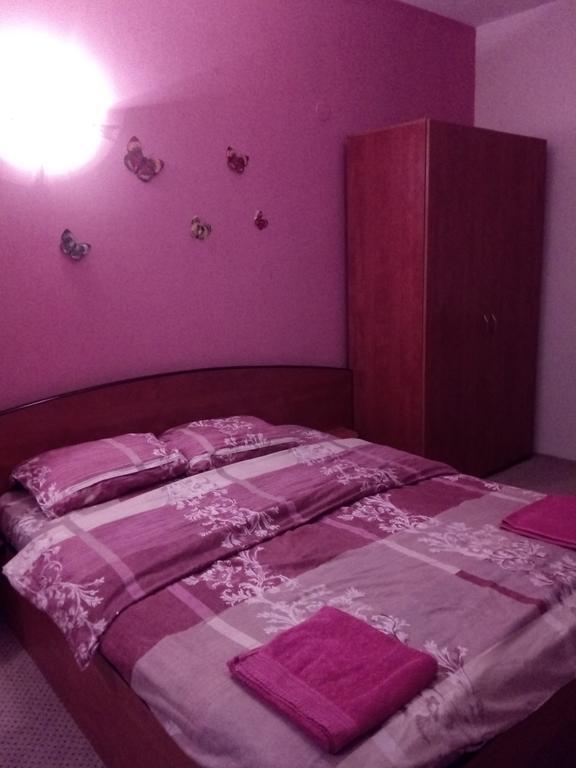 Purple Butterfly Studio In City Center *
