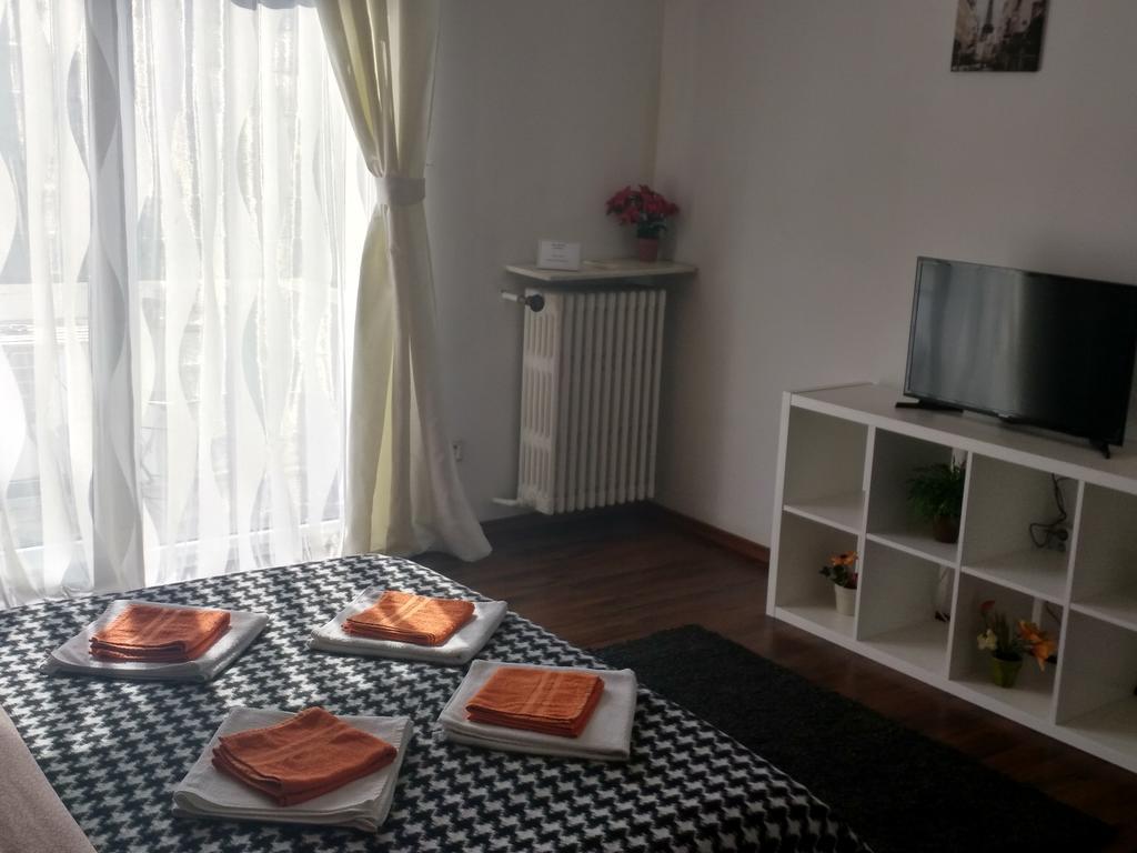 Black & White Apartamento