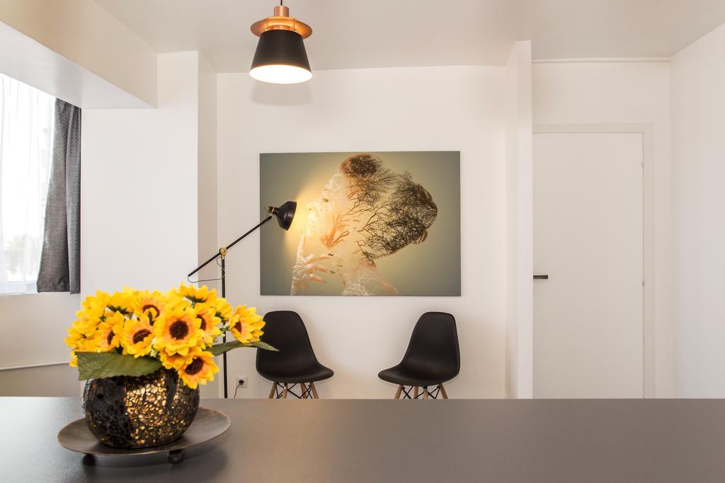 L By Mrg Apartment *