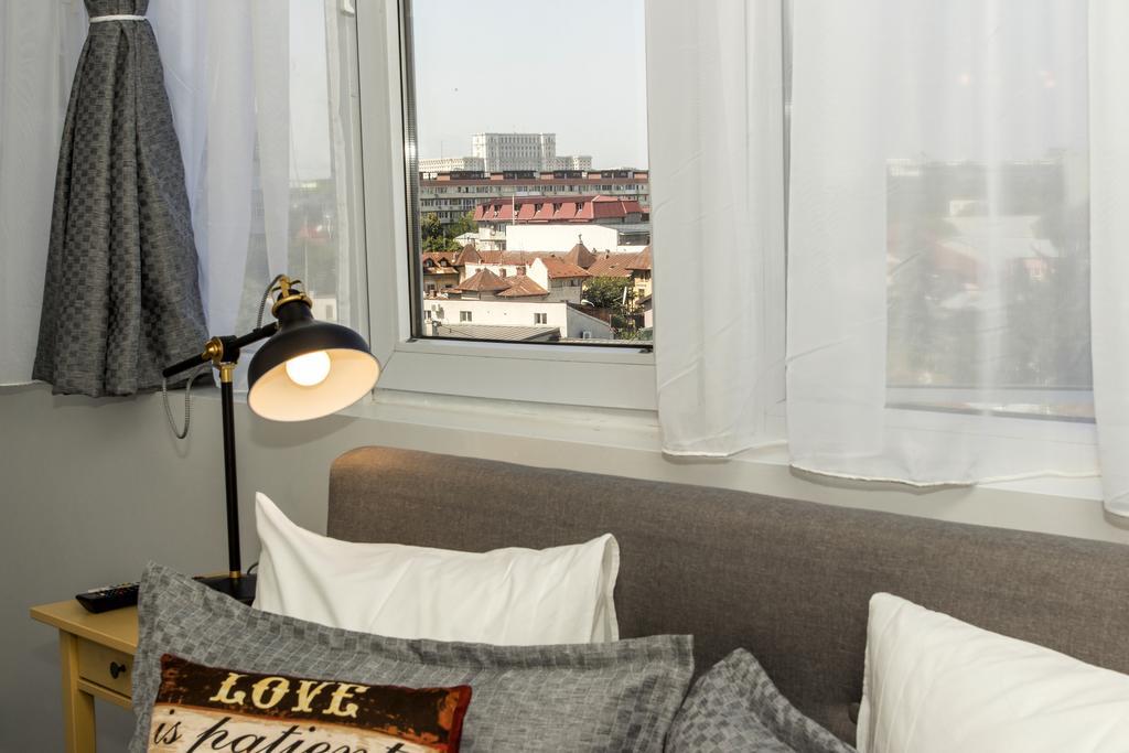 L By Mrg Apartment