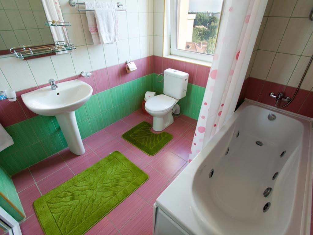 La Gil Hotel Bucureşti