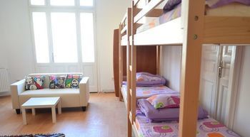 Little Bucharest Old Town Hostel Albergue *