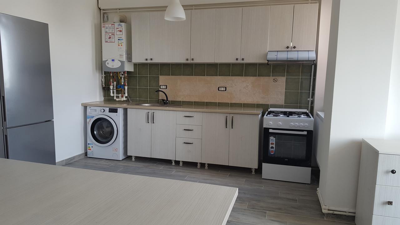 Pipera Park Lake View Apartment *